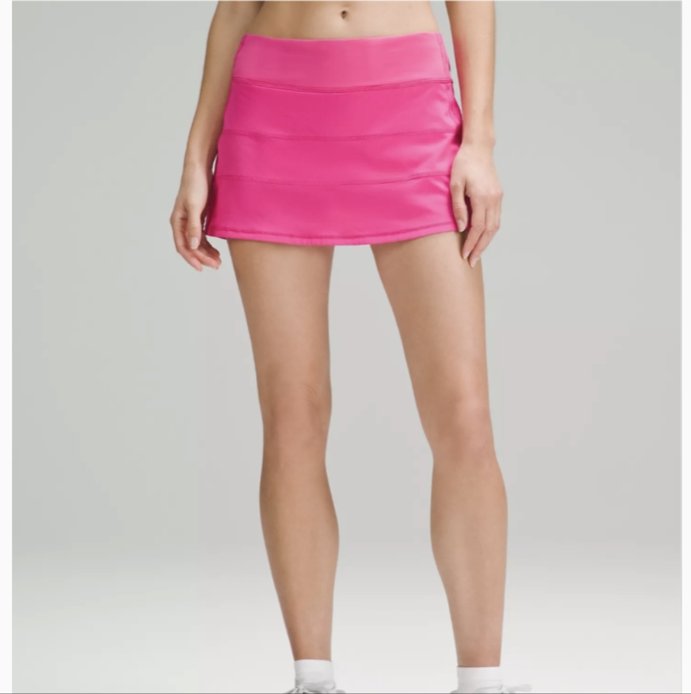 NWT Sonic Pink Pace Rival 6